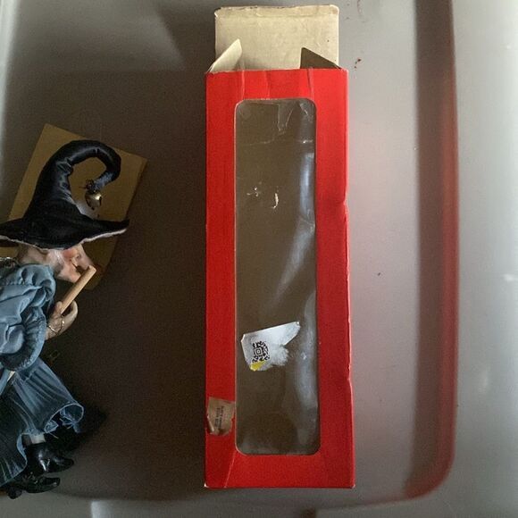 80s Vintage Witch with White Mouse on Hat Halloween Decoration Doll - Picture 8 of 10